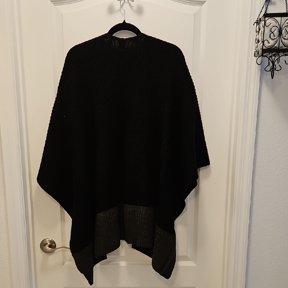 NWT Bloomindale's Aqua Knit Pasmina - Picture 4 of 4